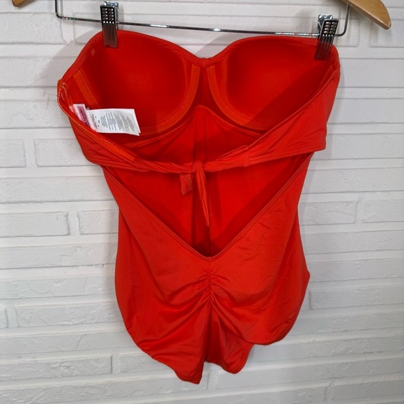 Kate Spade Hot Cherry Strapless Twist One Piece Bathing Suit, Women’s Size Small - Picture 4 of 10